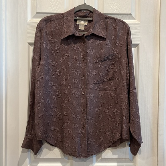 Vintage FIELD MANOR 100% Silk Floral Button Down Blouse - Picture 7 of 7